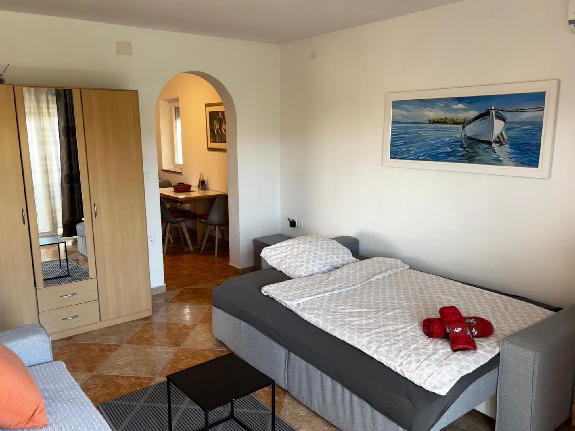Apartmani Rozi أوماغ المظهر الخارجي الصورة