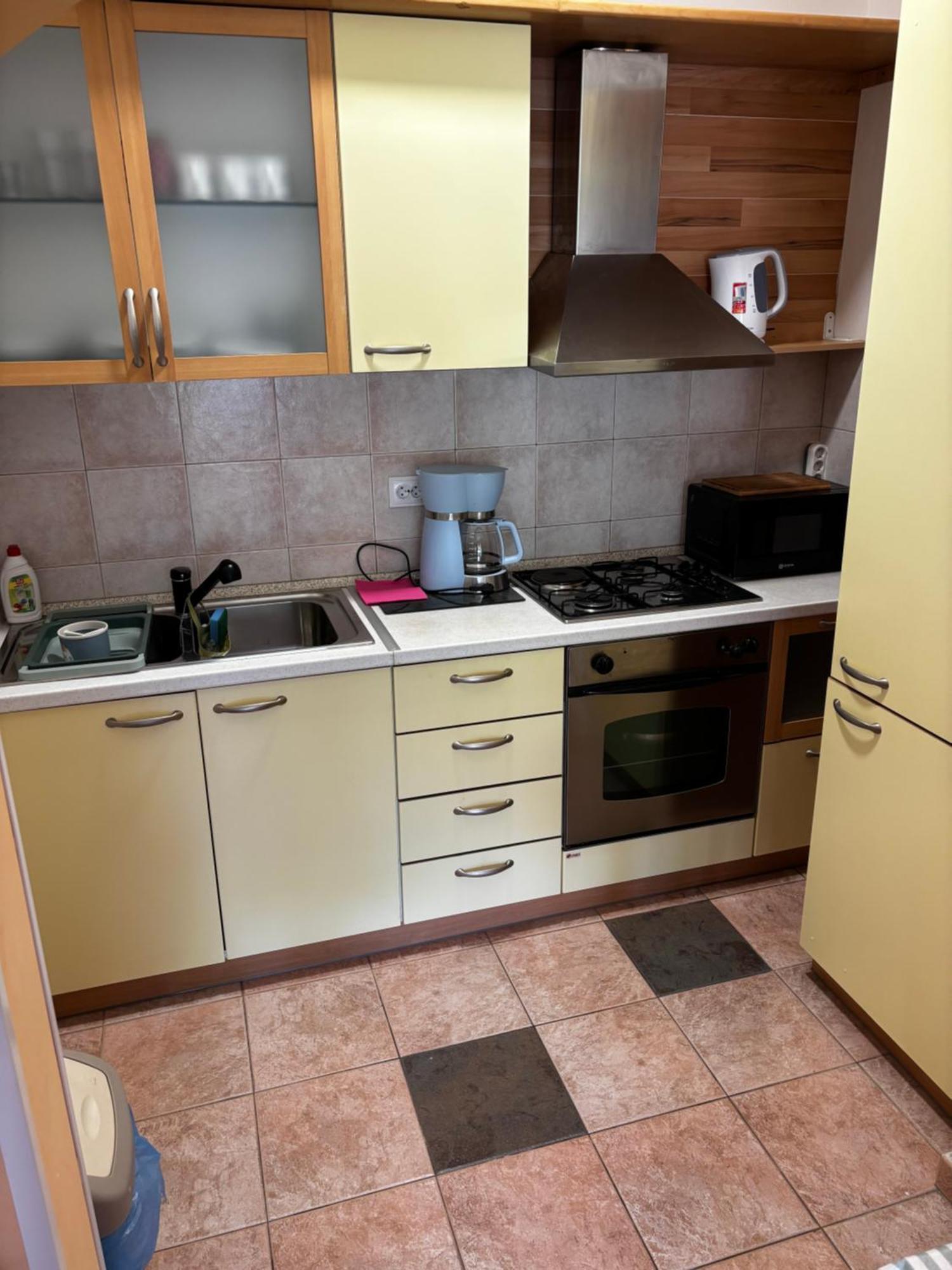 Apartmani Rozi أوماغ المظهر الخارجي الصورة